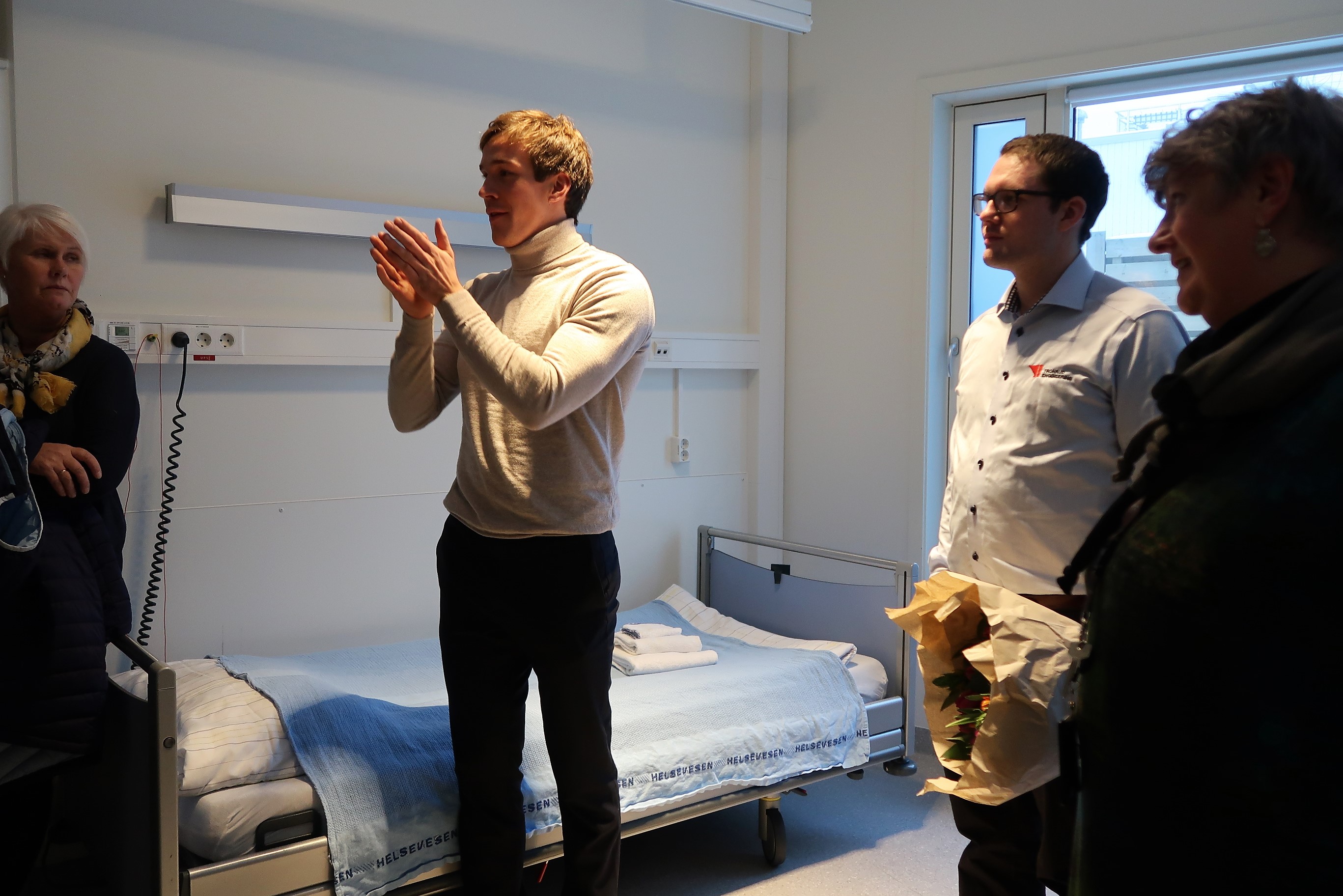 Teknikere fra Decon-X og ingeniør fra Tronrud Engineering forteller om teknologien og veien videre. 